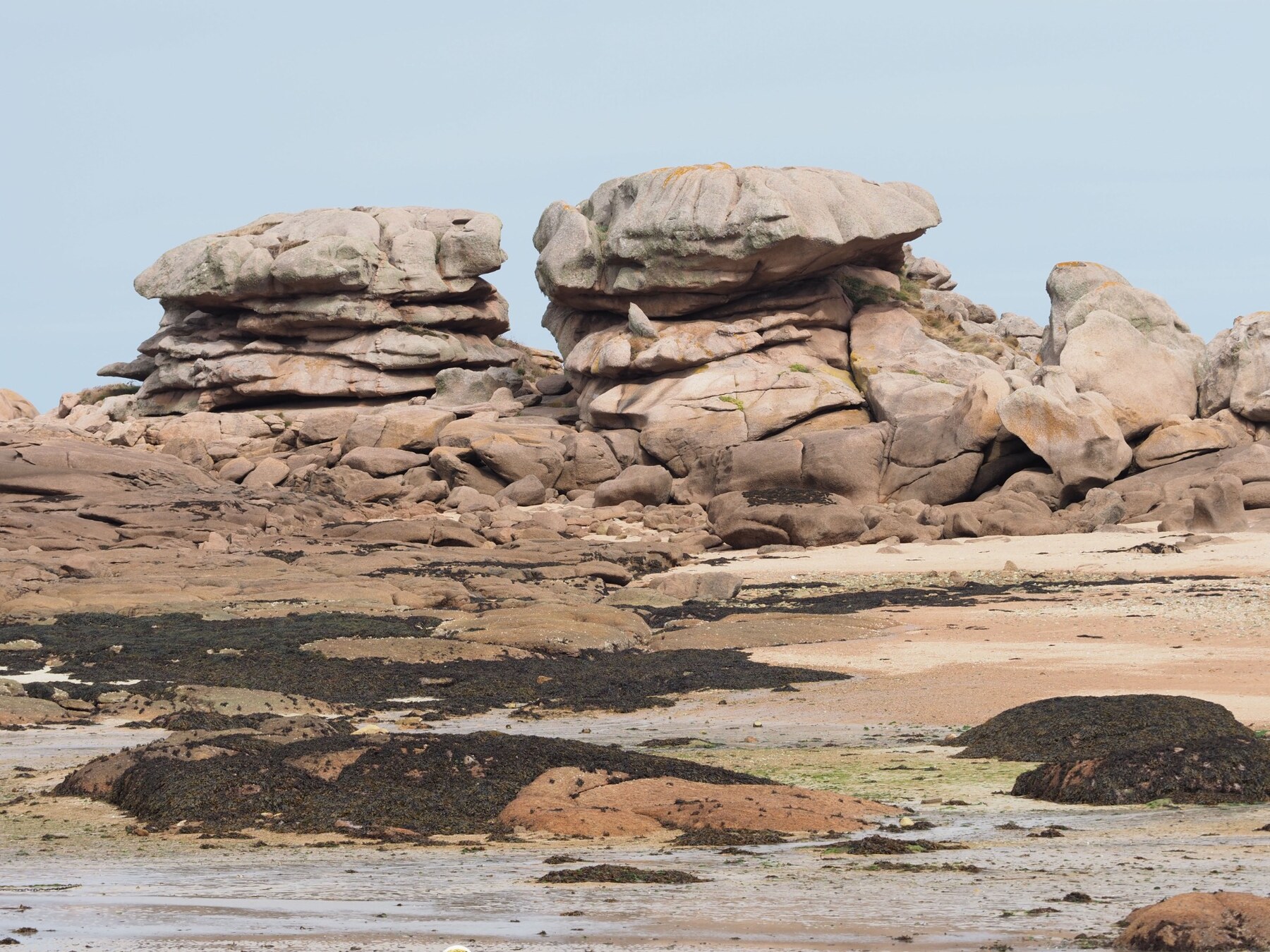 Paysage rocheux du littoral breton